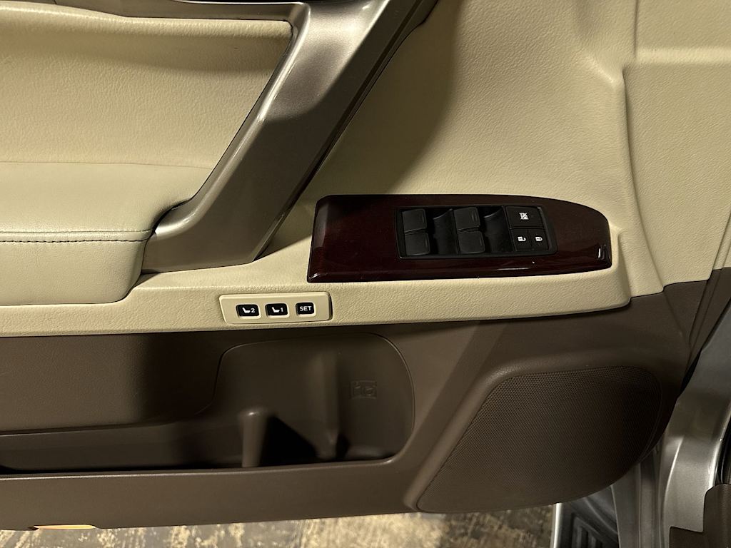 Thumbnail: 2019 Lexus GX - 27