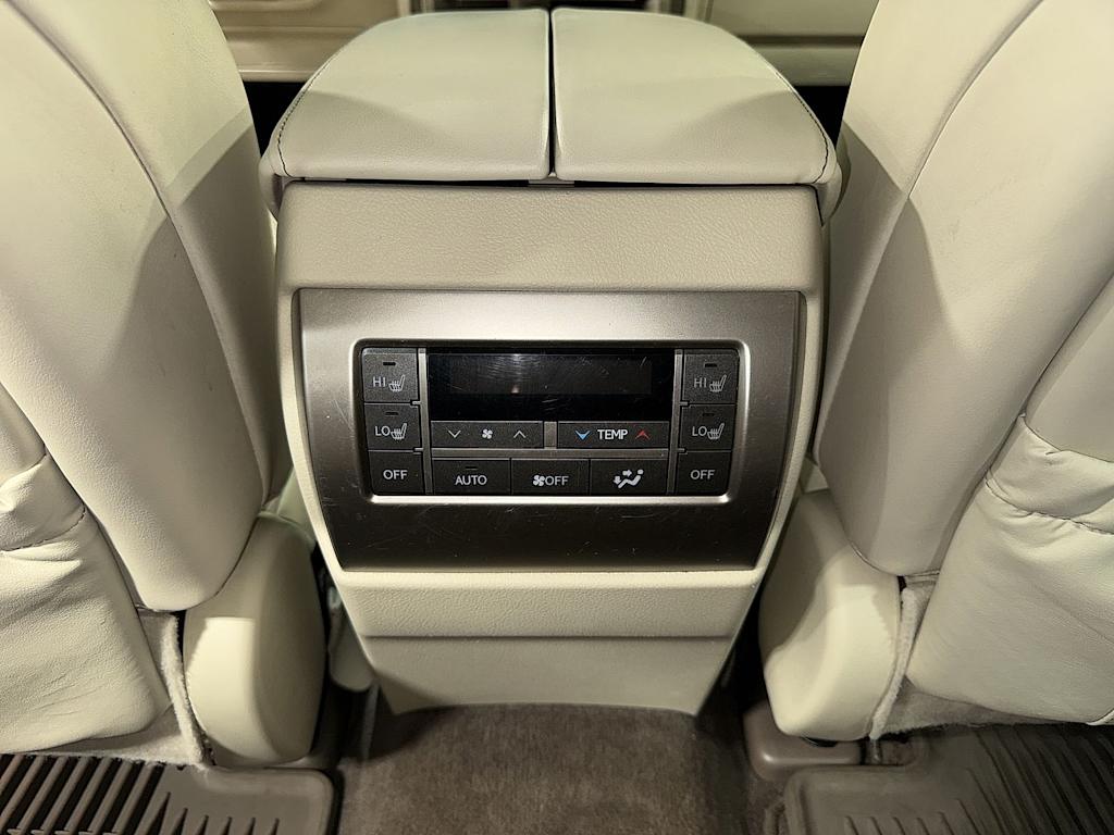 Thumbnail: 2019 Lexus GX - 32