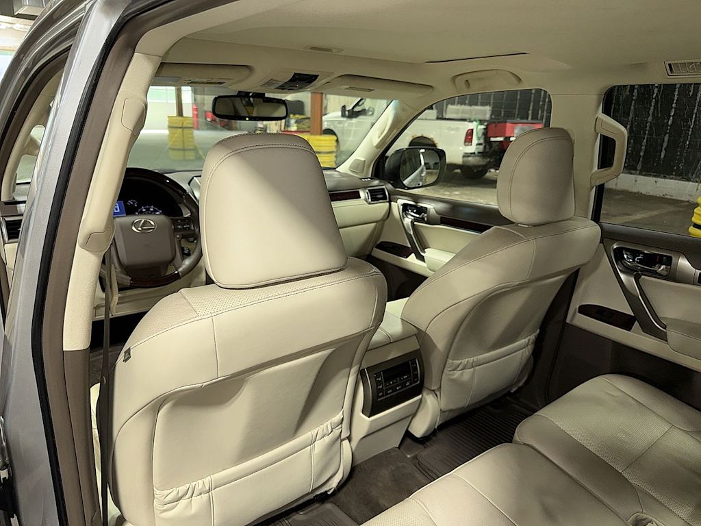 Thumbnail: 2019 Lexus GX - 31