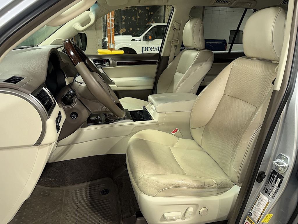 Thumbnail: 2019 Lexus GX - 9