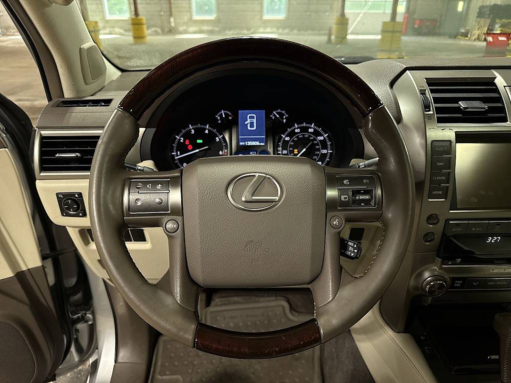 Thumbnail: 2019 Lexus GX - 2