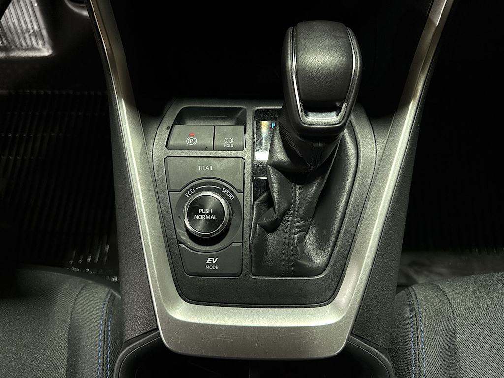 Thumbnail: 2023 Toyota RAV4 - 13