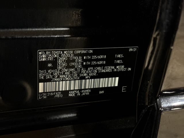 Thumbnail: 2021 Toyota RAV4 - 23