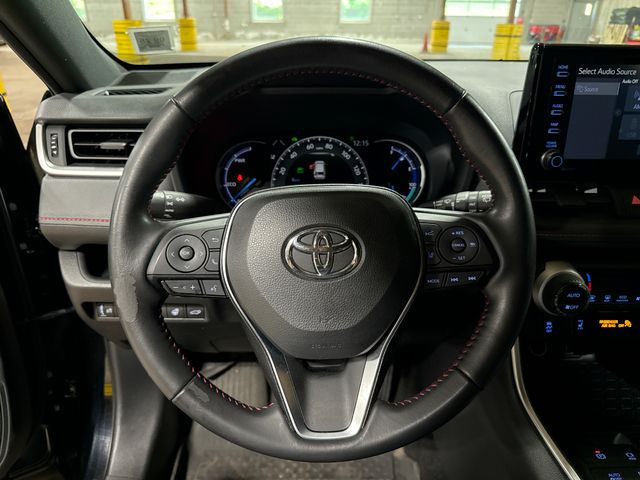 Thumbnail: 2021 Toyota RAV4 - 2