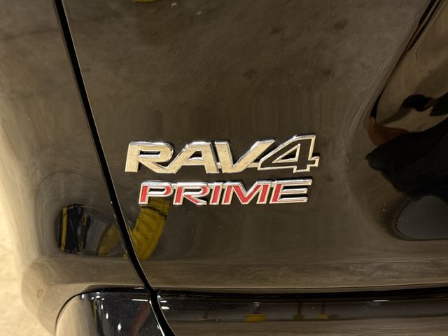 Thumbnail: 2021 Toyota RAV4 - 6