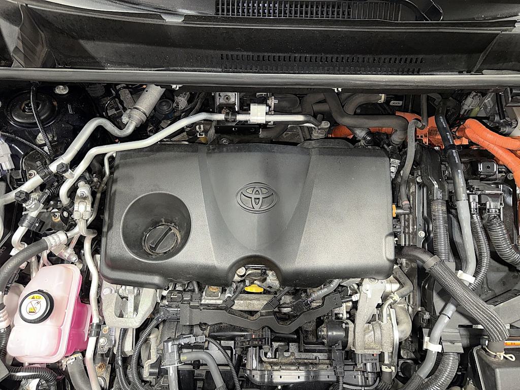 Thumbnail: 2021 Toyota RAV4 - 8