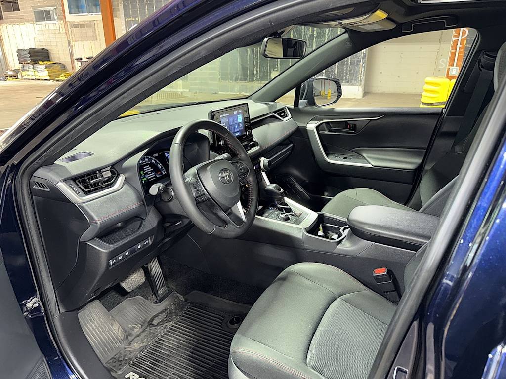 Thumbnail: 2021 Toyota RAV4 - 30