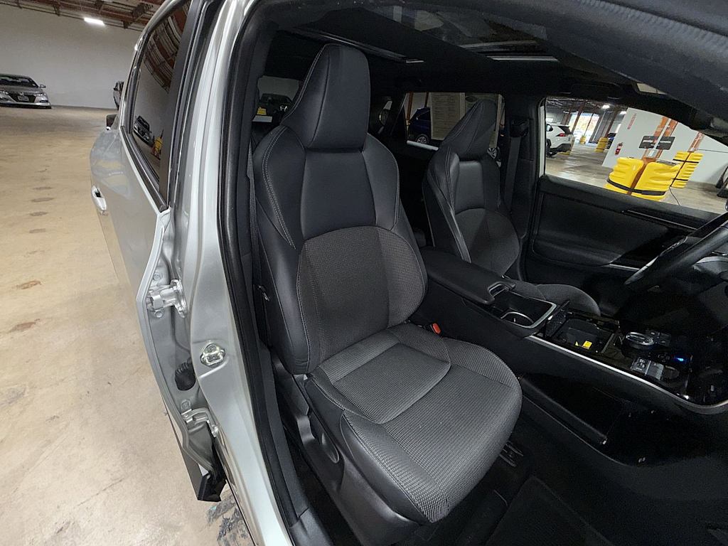 Thumbnail: 2023 Toyota bZ4X - 11