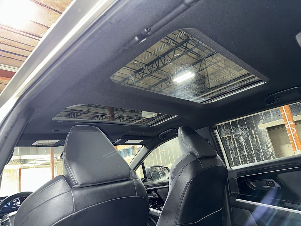 Thumbnail: 2023 Toyota bZ4X - 28