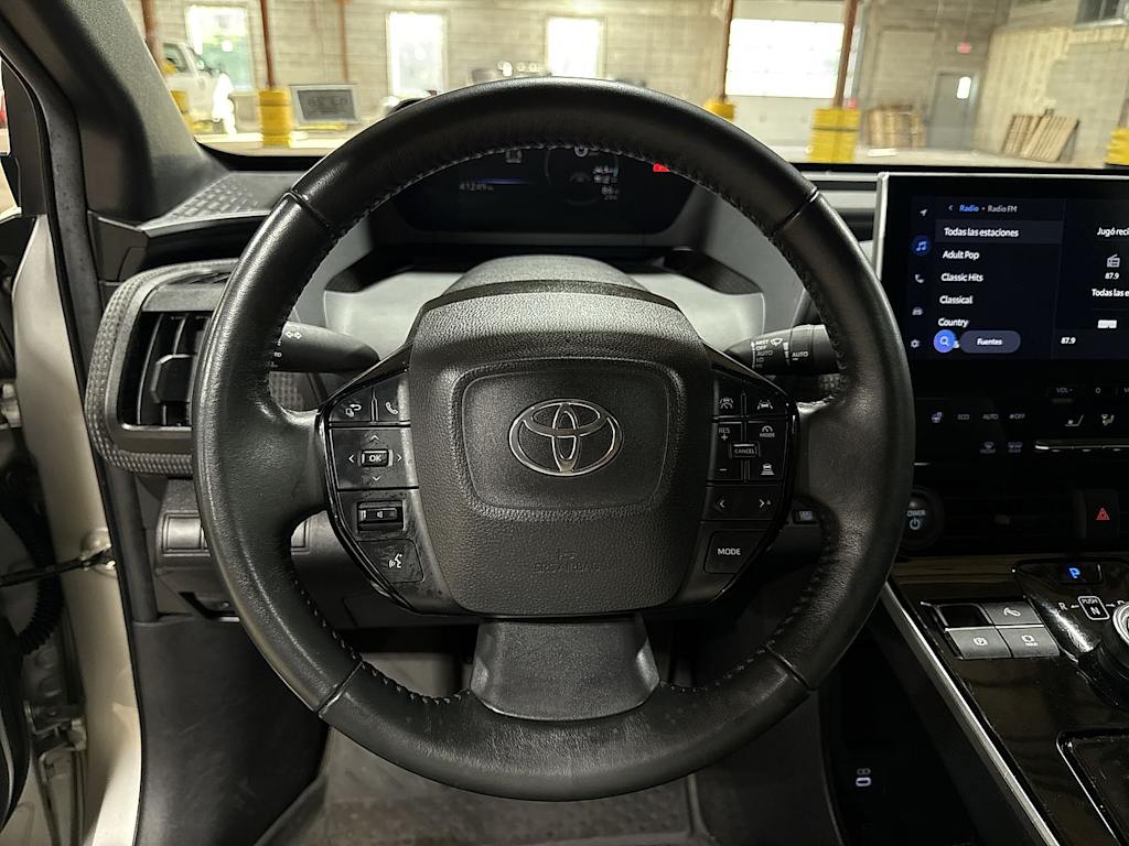 Thumbnail: 2023 Toyota bZ4X - 2