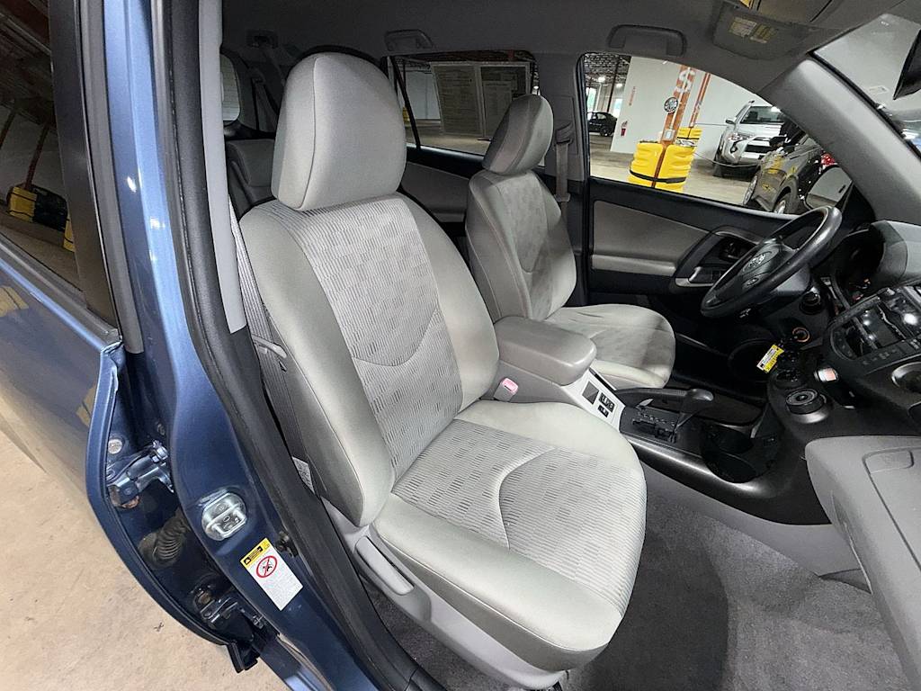 Thumbnail: 2009 Toyota RAV4 - 10
