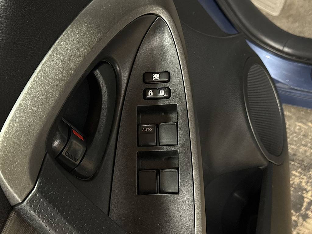 Thumbnail: 2009 Toyota RAV4 - 26