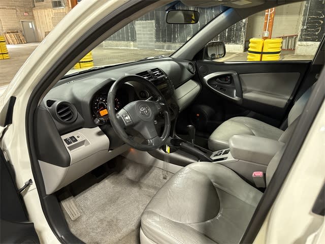 Thumbnail: 2010 Toyota RAV4 - 9