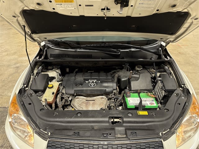 Thumbnail: 2010 Toyota RAV4 - 8