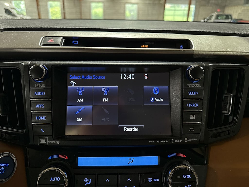 Thumbnail: 2016 Toyota RAV4 - 24