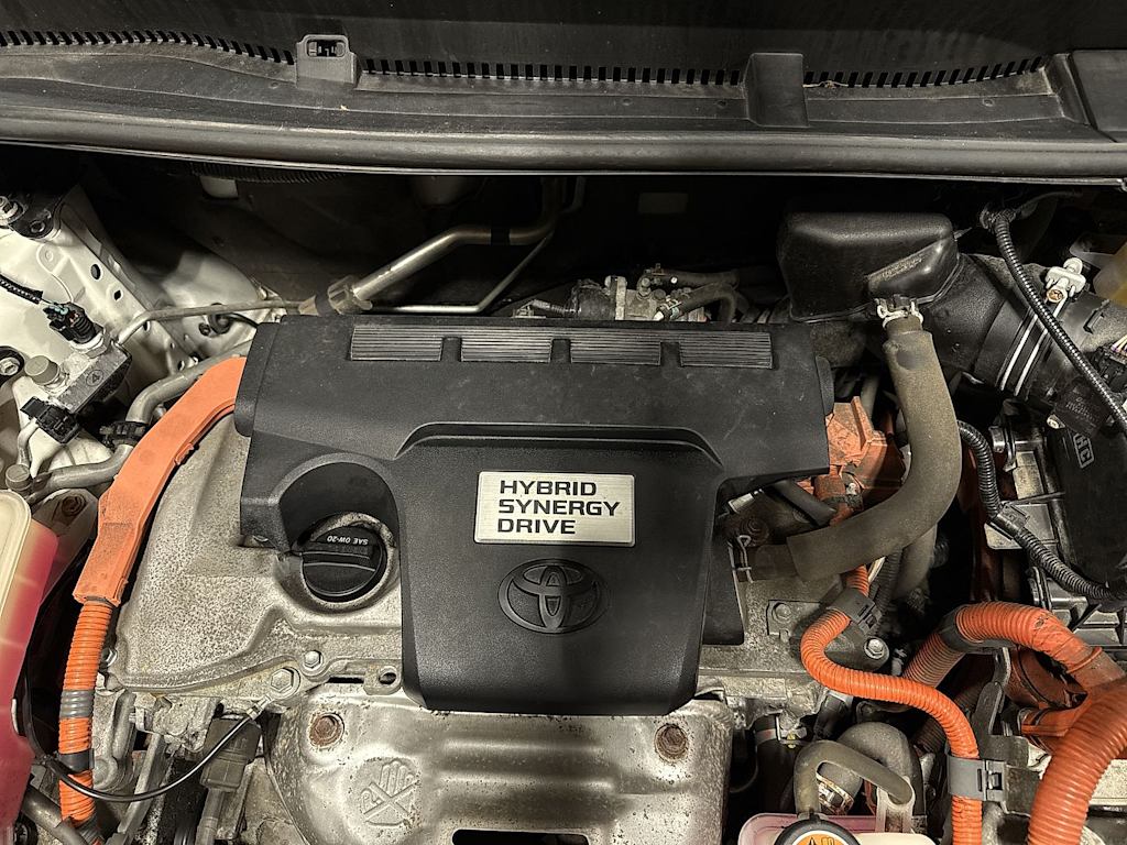 Thumbnail: 2016 Toyota RAV4 - 8