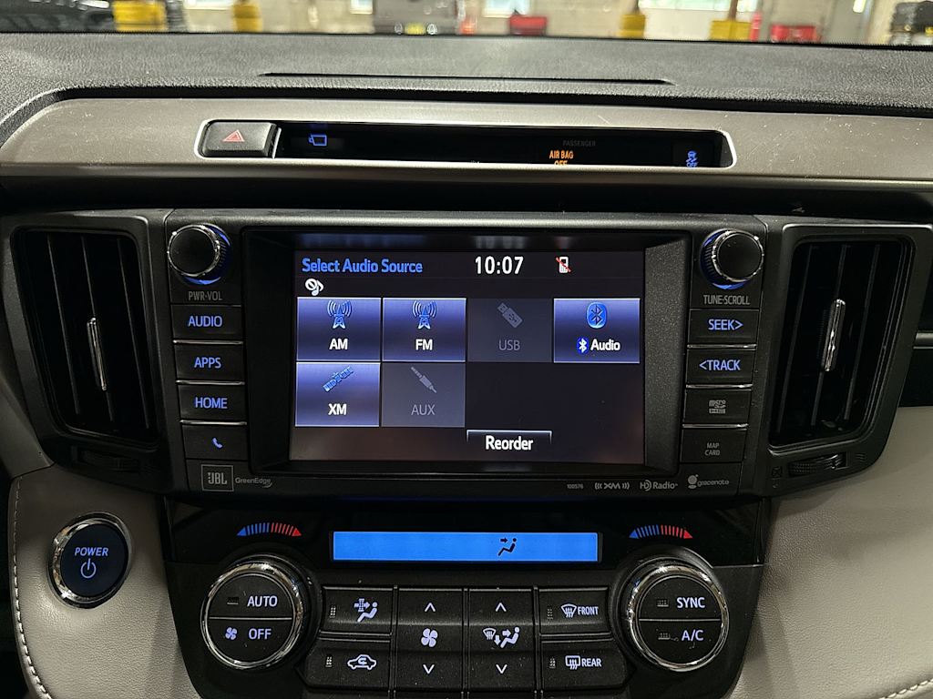 Thumbnail: 2016 Toyota RAV4 - 25