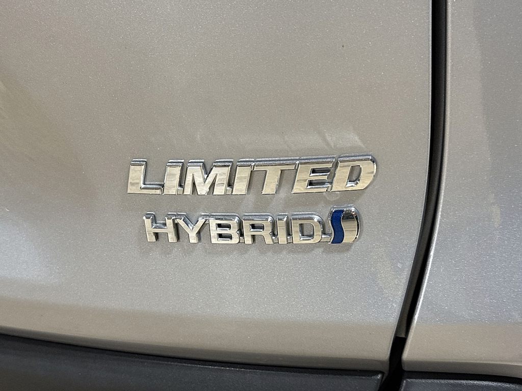 Thumbnail: 2019 Toyota RAV4 - 30