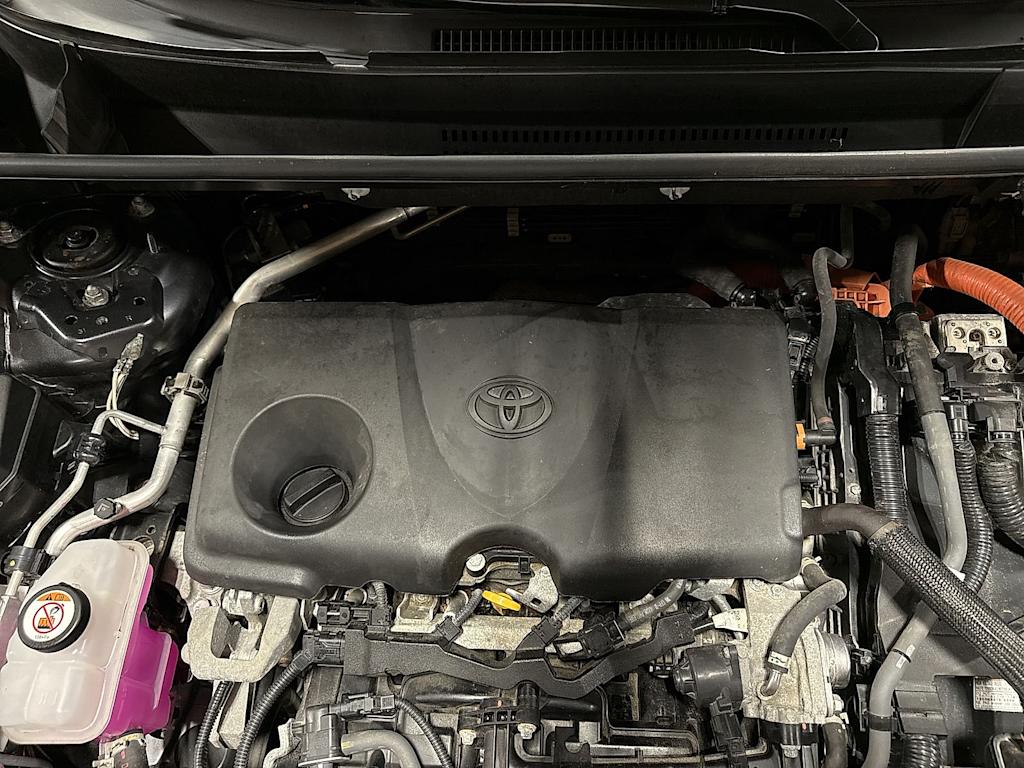 Thumbnail: 2022 Toyota RAV4 - 8