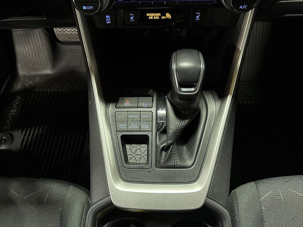 Thumbnail: 2019 Toyota RAV4 - 31