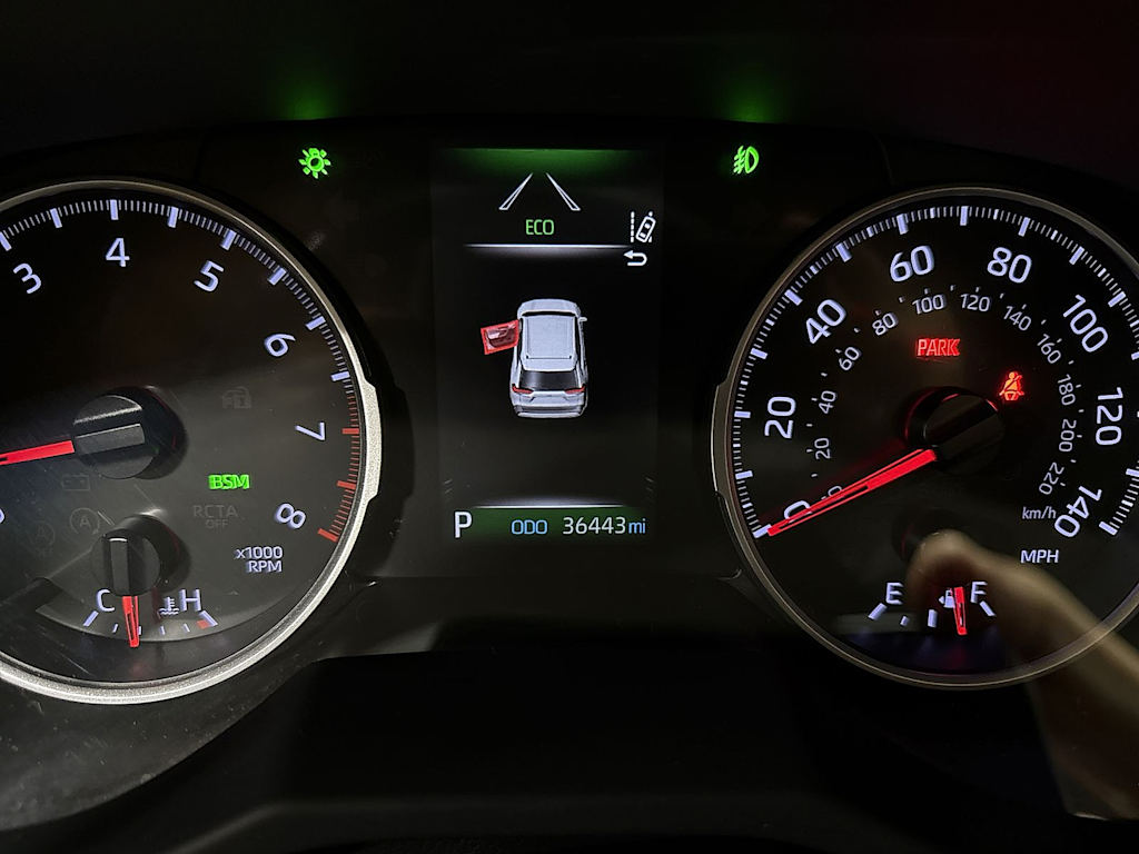 Thumbnail: 2019 Toyota RAV4 - 14