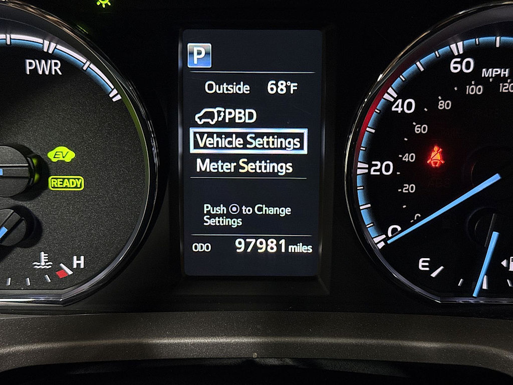 Thumbnail: 2016 Toyota RAV4 - 15
