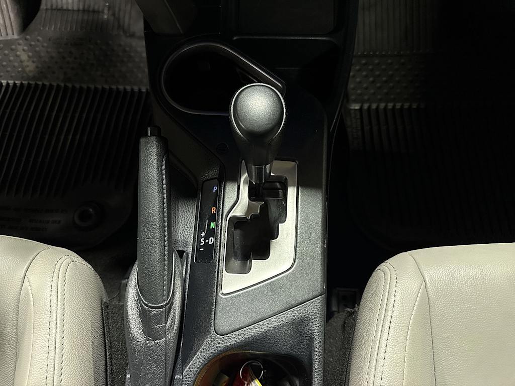 Thumbnail: 2016 Toyota RAV4 - 14