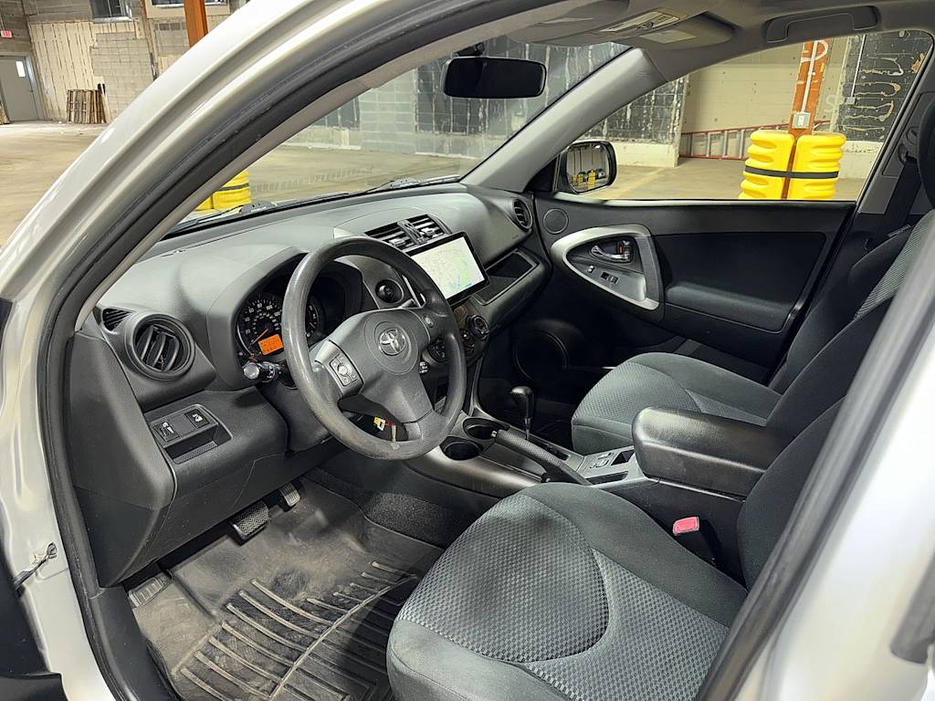 Thumbnail: 2012 Toyota RAV4 - 9