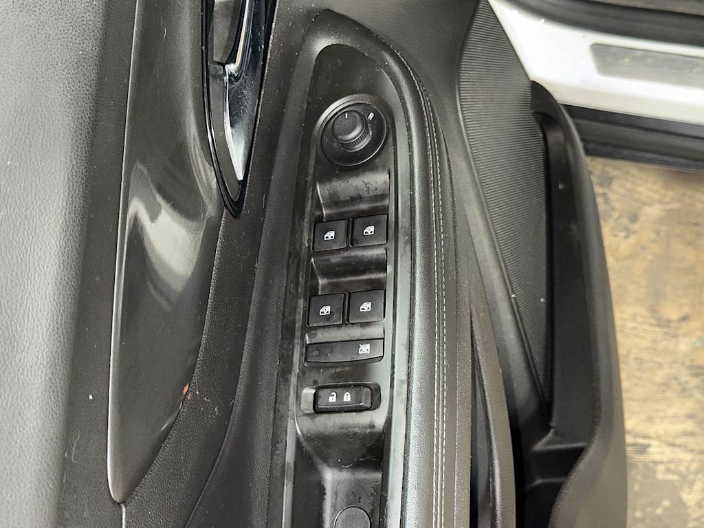 Thumbnail: 2018 Buick Encore - 24