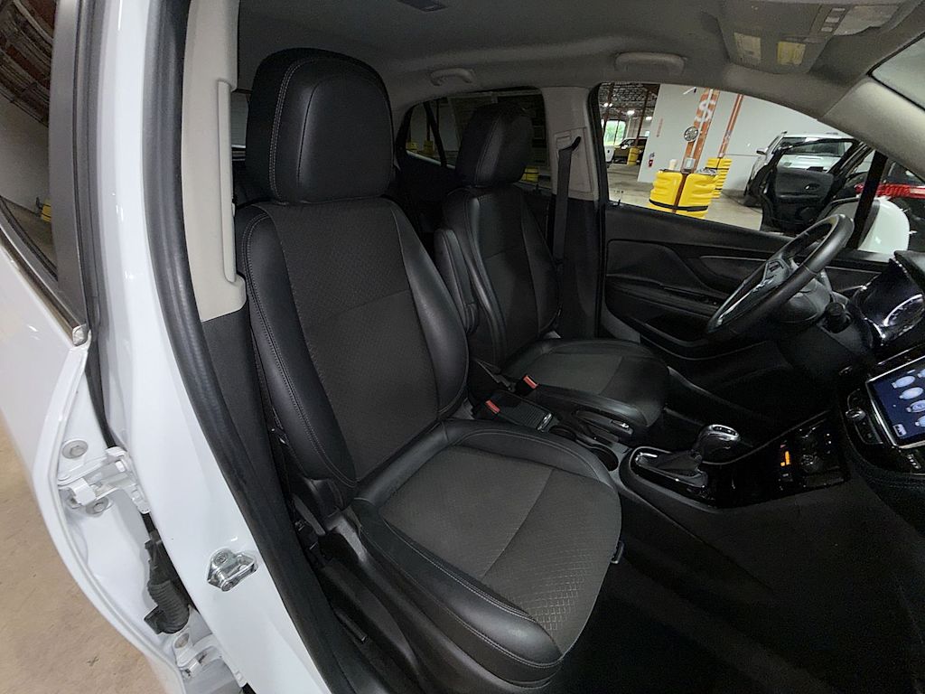 Thumbnail: 2018 Buick Encore - 9
