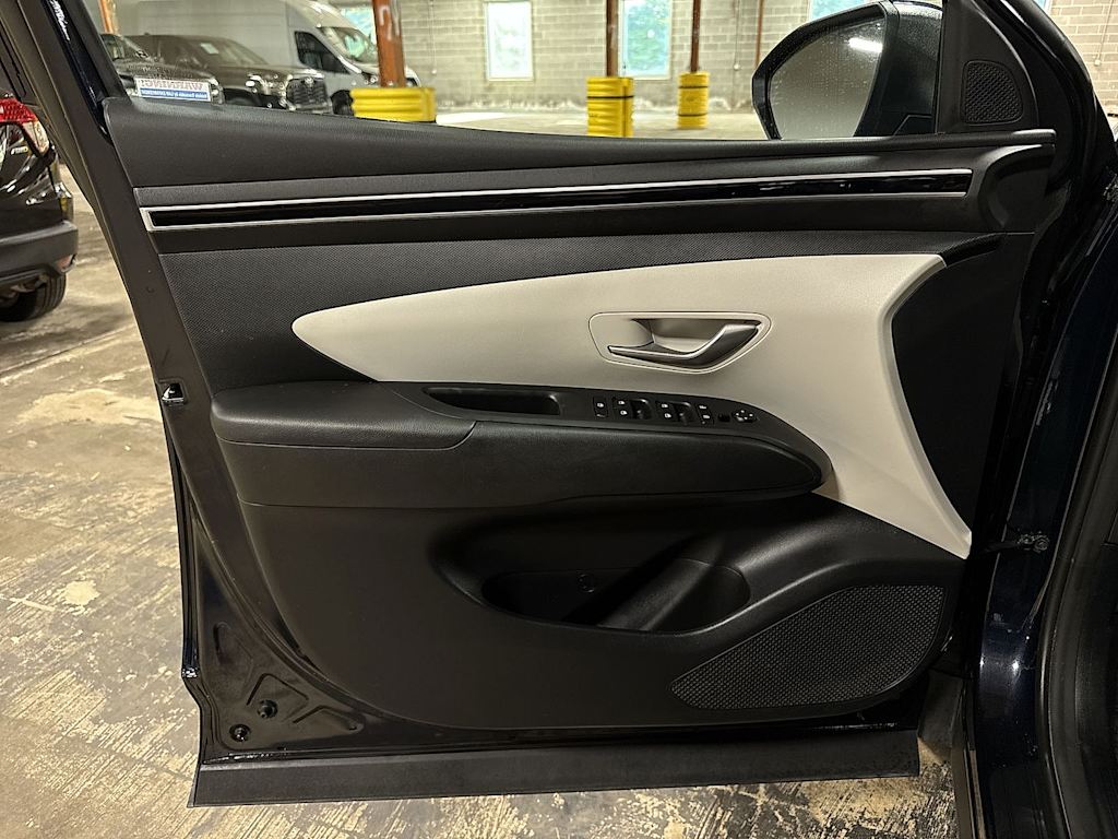 Thumbnail: 2022 Hyundai Tucson - 31