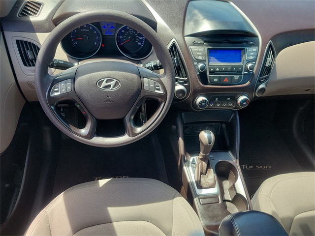 2015 Hyundai Tucson GLS 2