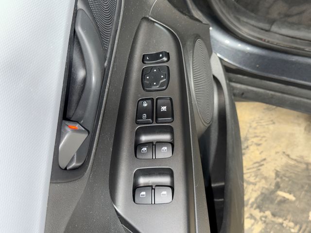 Thumbnail: 2021 Hyundai Kona - 25