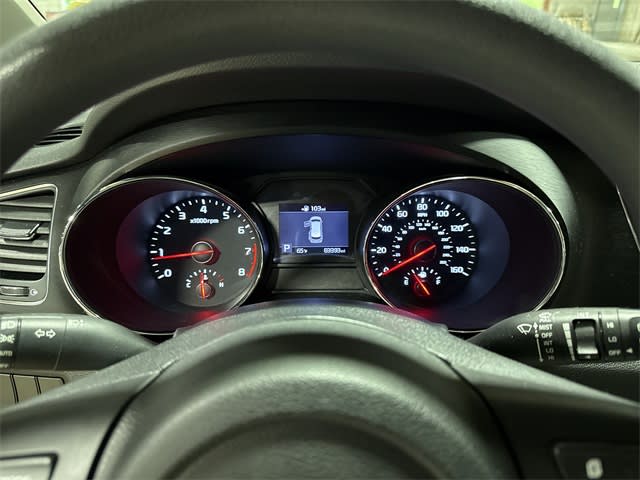 2020 Kia Sedona LX 34