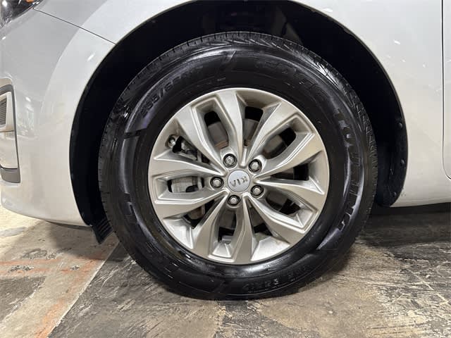 2020 Kia Sedona LX 7