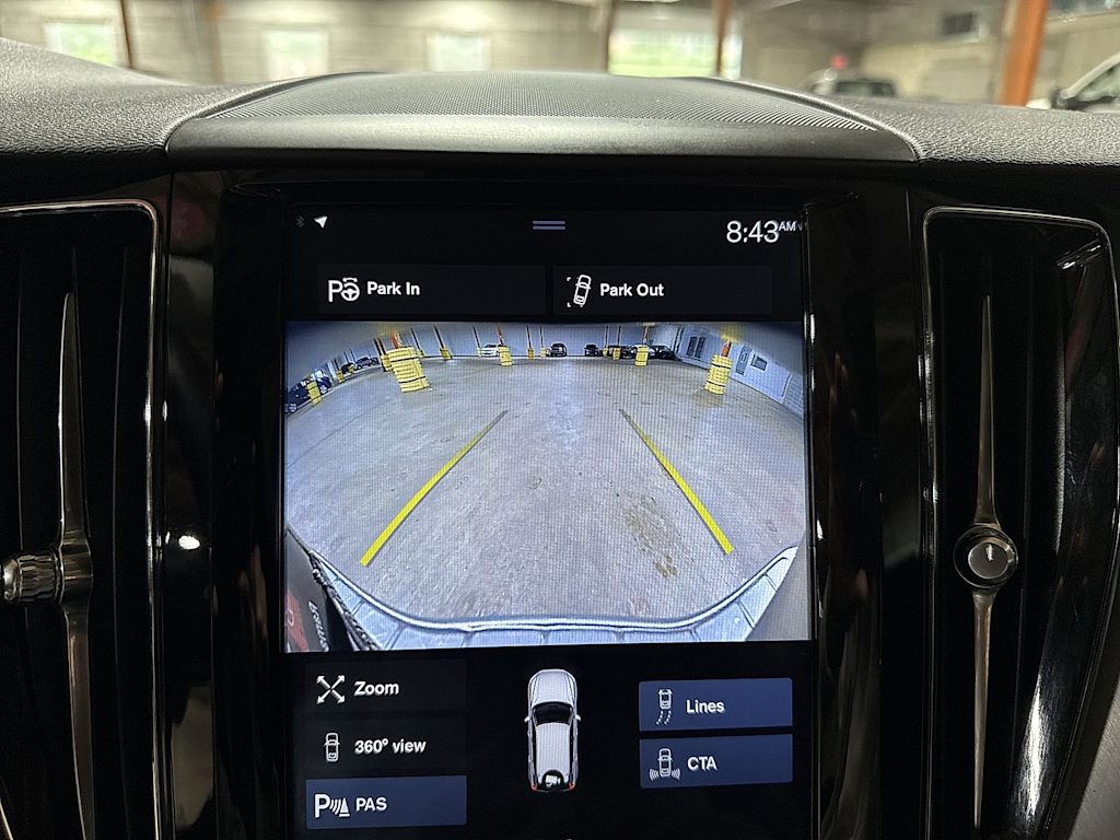 Thumbnail: 2018 Volvo XC60 - 29