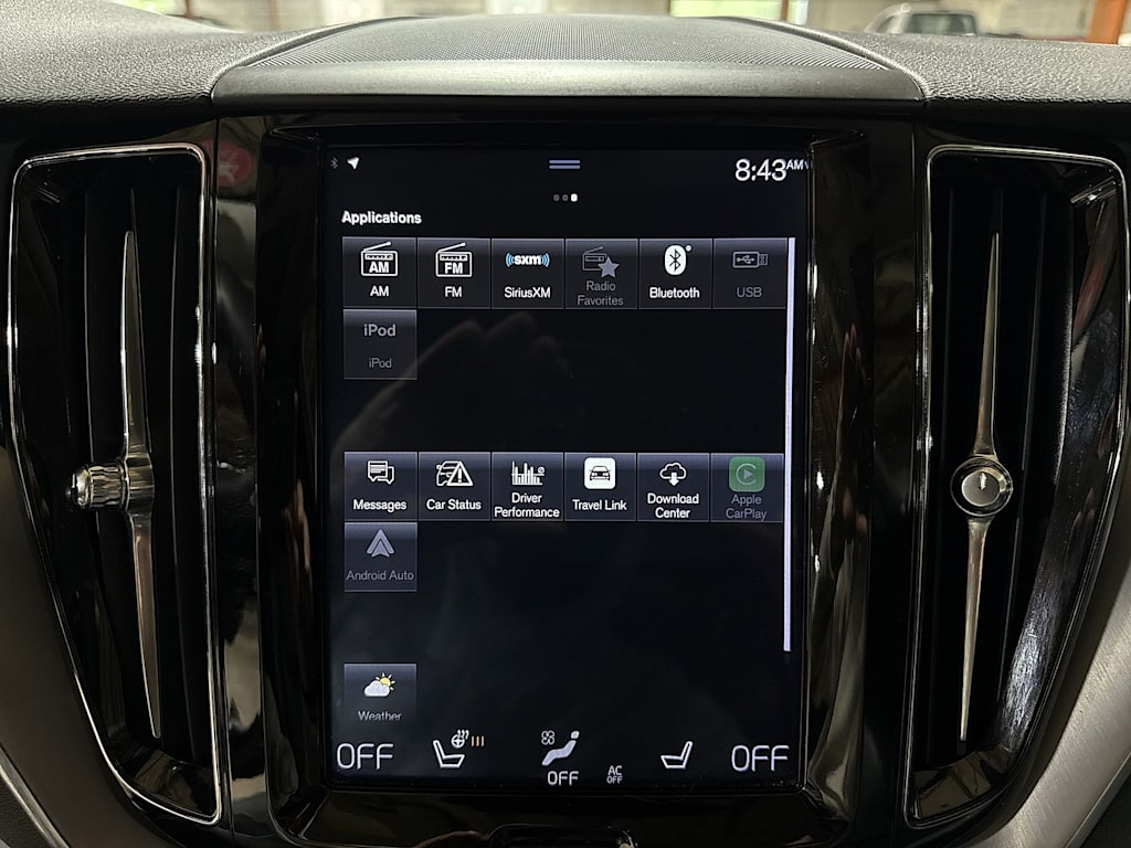 Thumbnail: 2018 Volvo XC60 - 24