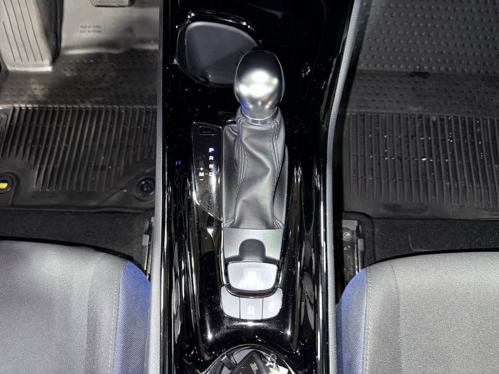 Thumbnail: 2022 Toyota C-HR - 12