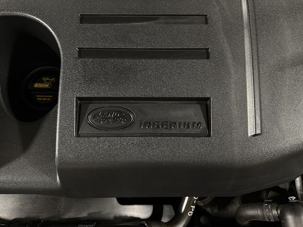 Thumbnail: 2023 Land Rover Defender - 30