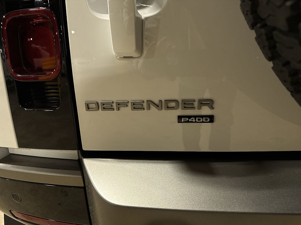 Thumbnail: 2023 Land Rover Defender - 5