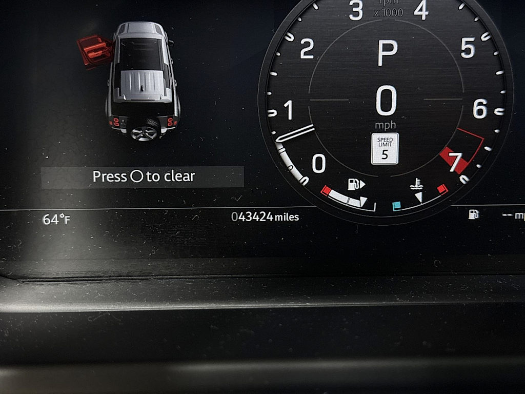 Thumbnail: 2023 Land Rover Defender - 13