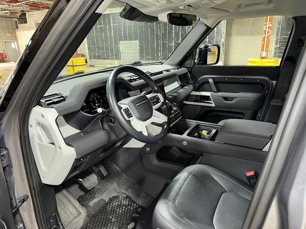 Thumbnail: 2023 Land Rover Defender - 8
