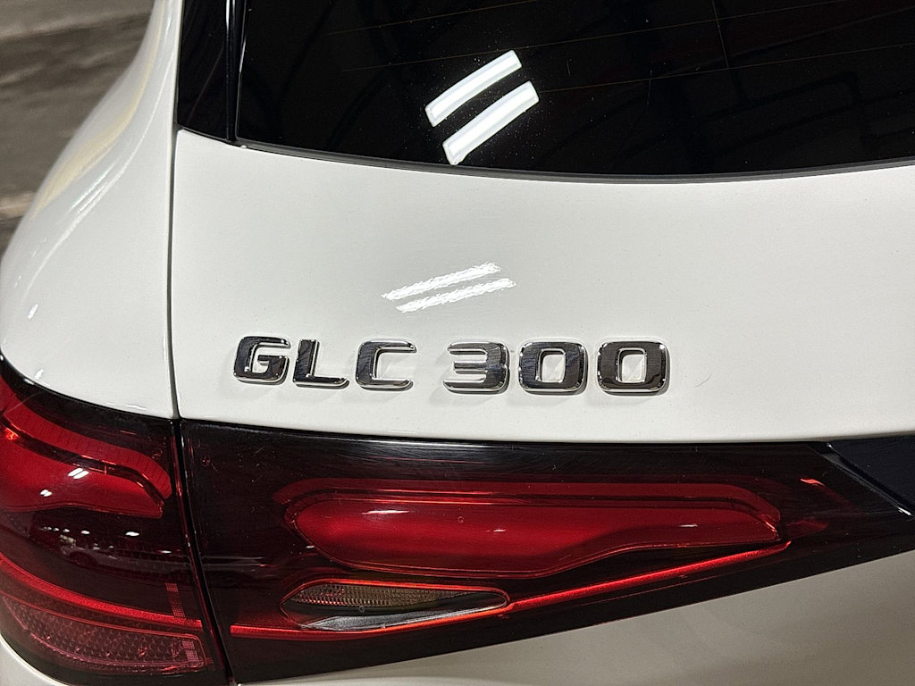 Thumbnail: 2024 Mercedes-Benz GLC - 6