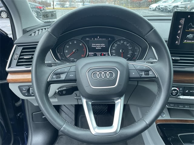 2022 Audi Q5 Premium 2