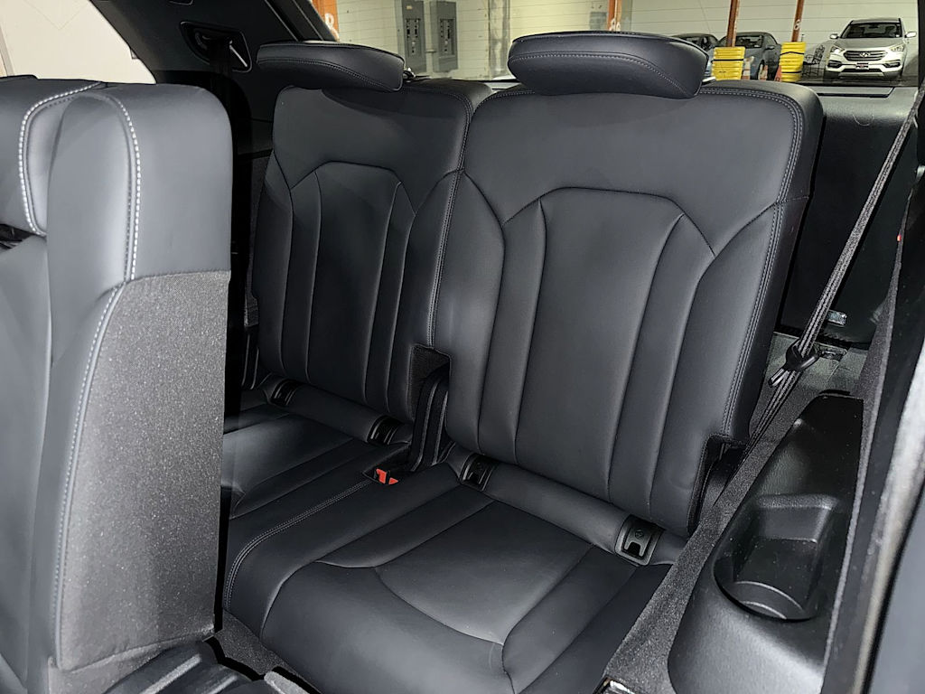 Thumbnail: 2025 Audi Q7 - 24