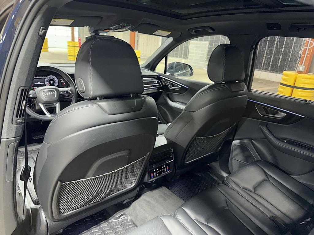 Thumbnail: 2025 Audi Q7 - 32