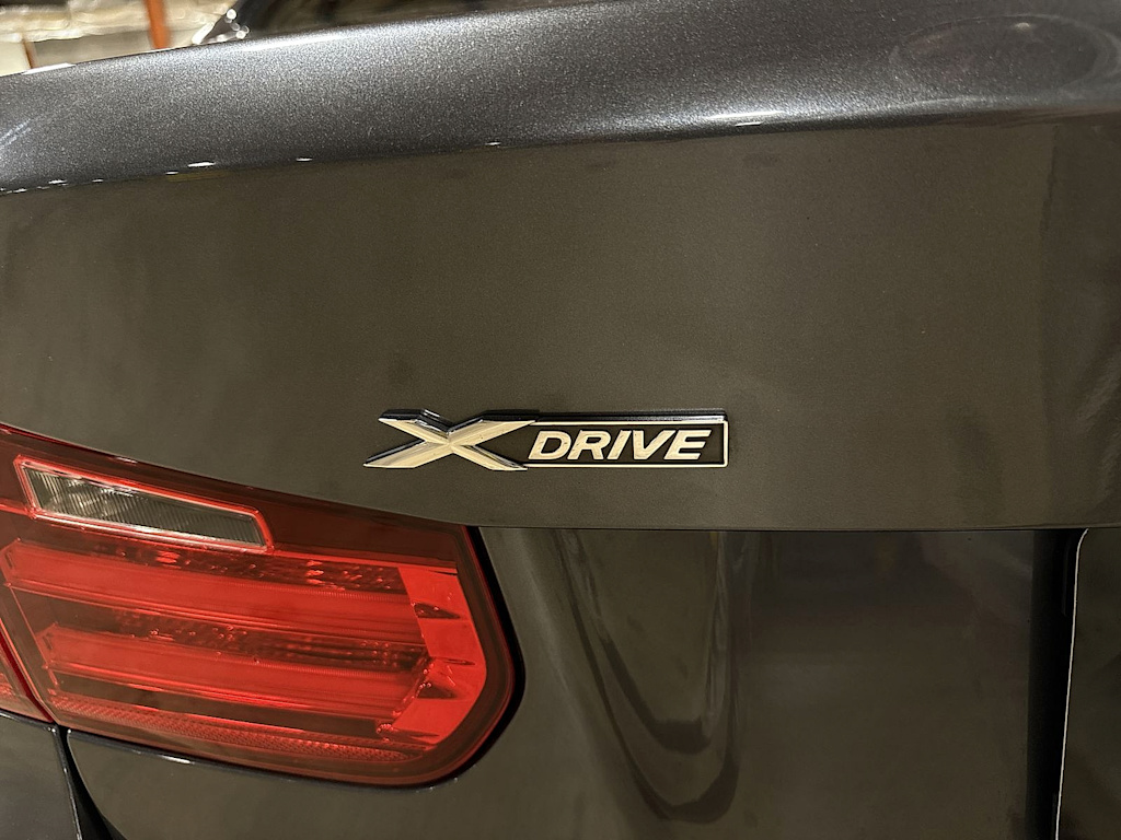 Thumbnail: 2015 BMW 3 Series - 29