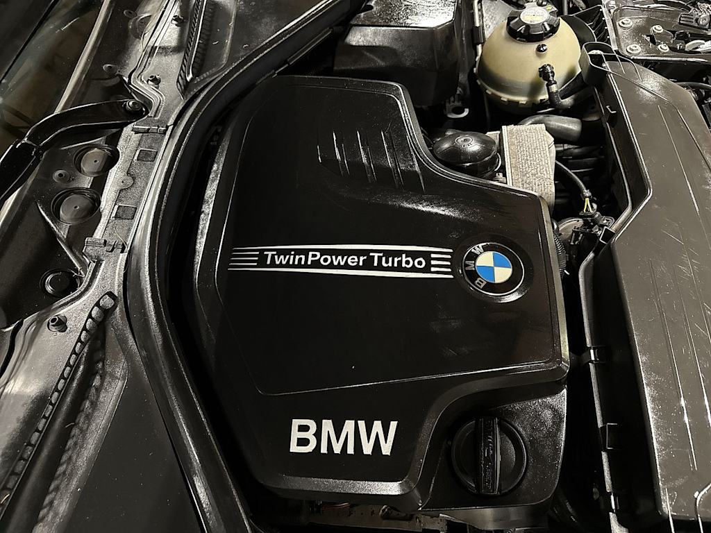 Thumbnail: 2015 BMW 3 Series - 8