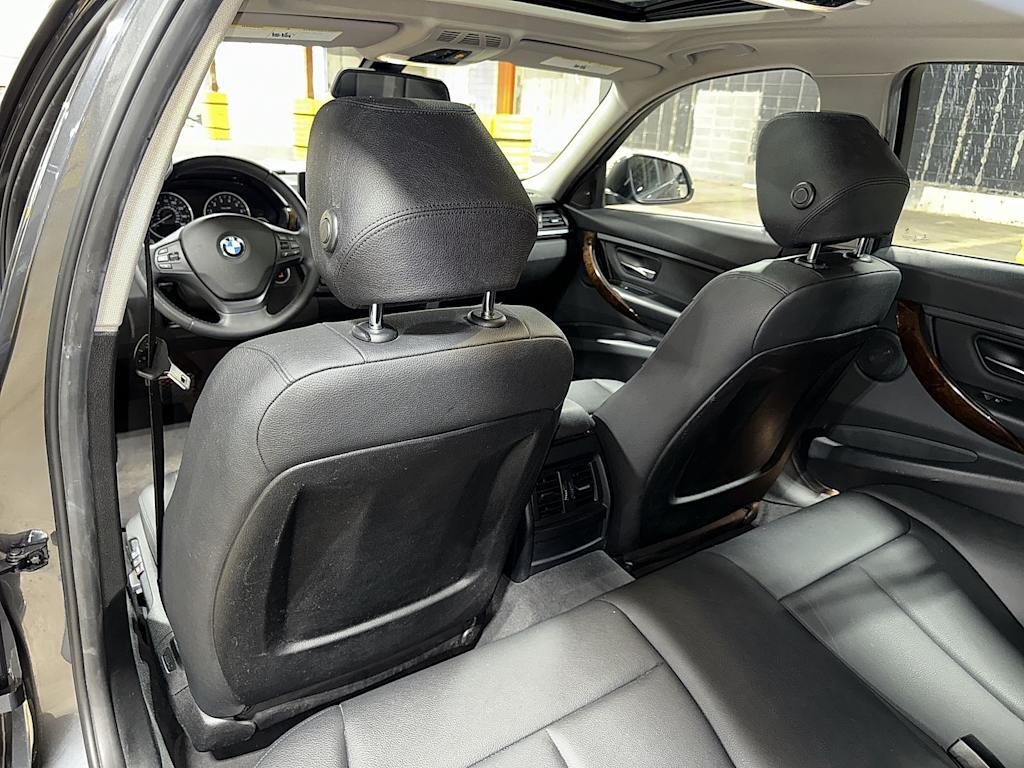 Thumbnail: 2015 BMW 3 Series - 30