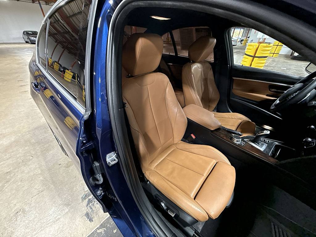 Thumbnail: 2018 BMW 3 Series - 10